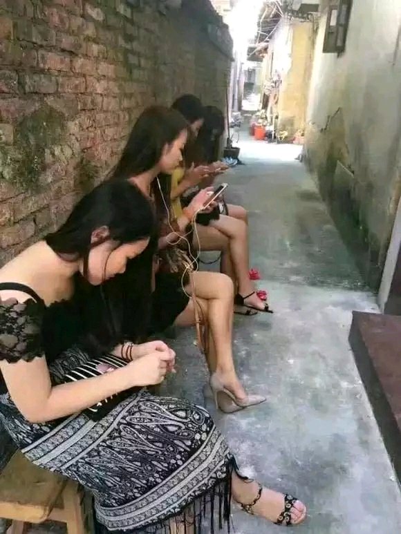 股票论坛大厅-为什么就这点帖子，其他帖子看不见，上面显示几百万元钱条贴子，现在 ...(1)
