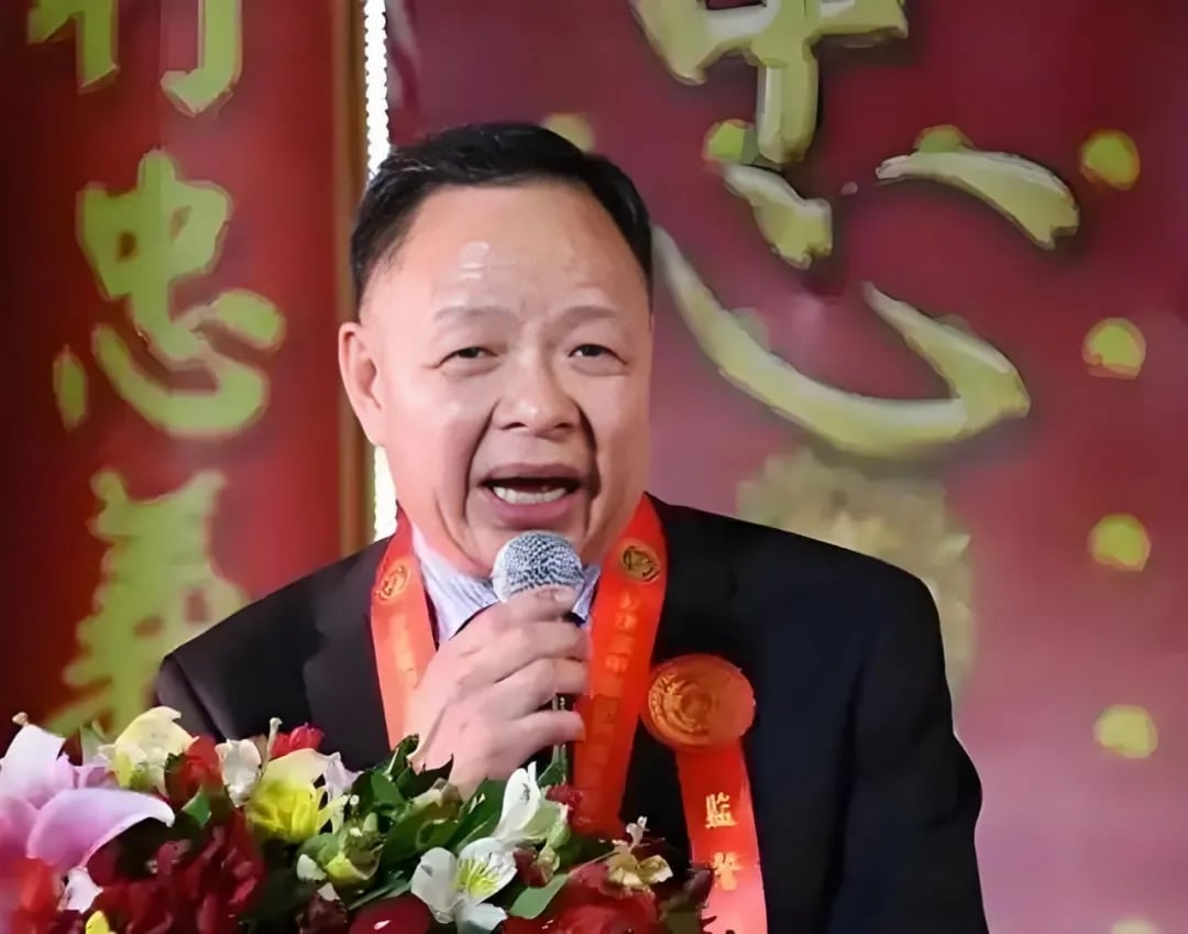 股票论坛大厅-热典| 菲律宾中国商会“罢免会长”惊天逆转(转载）(8)