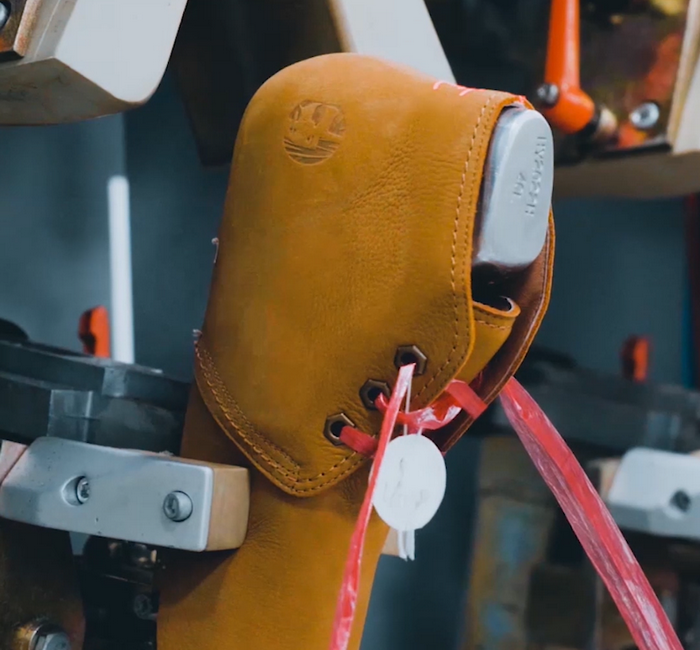 股票论坛大厅-对话VIZ创始人:这双为地球而生的0胶鞋，如何熬过1095个黑暗(3)